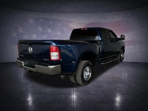 Patriot Blue Pearlcoat 2024 RAM 3500 Big Horn