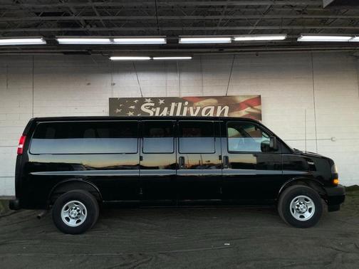 2019 Chevrolet Express 3500 LS