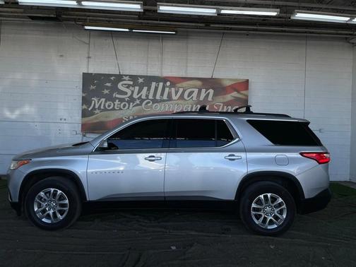 2021 Chevrolet Traverse LT Cloth