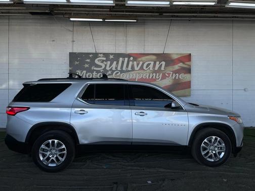 2021 Chevrolet Traverse LT Cloth