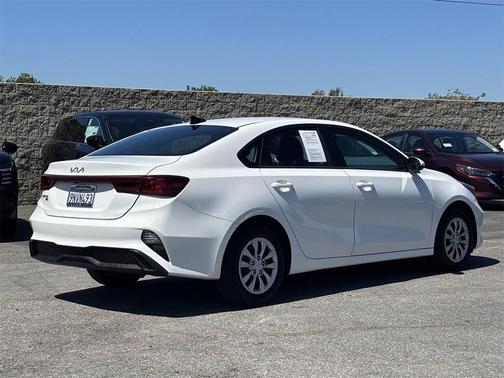 2024 Kia Forte LX
