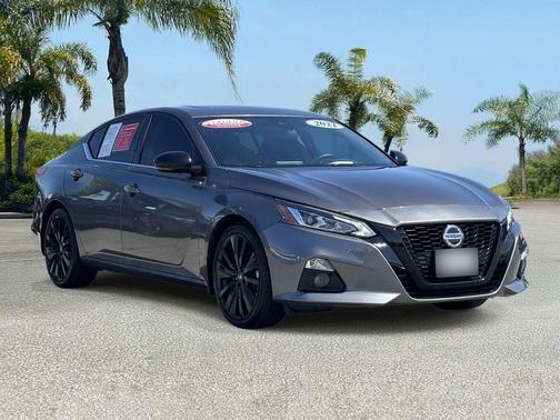 Gun Metallic 2022 Nissan Altima SR FWD