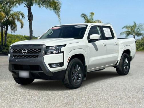 Glacier White 2025 Nissan Frontier SV