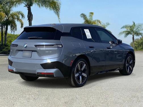 2025 BMW iX xDrive50