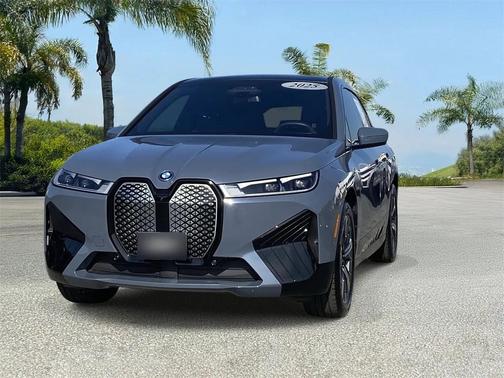 2025 BMW iX xDrive50