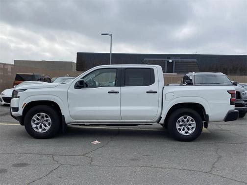 2025 Nissan Frontier S