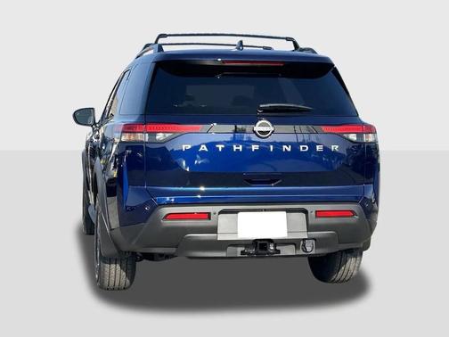 2025 Nissan Pathfinder SV FWD