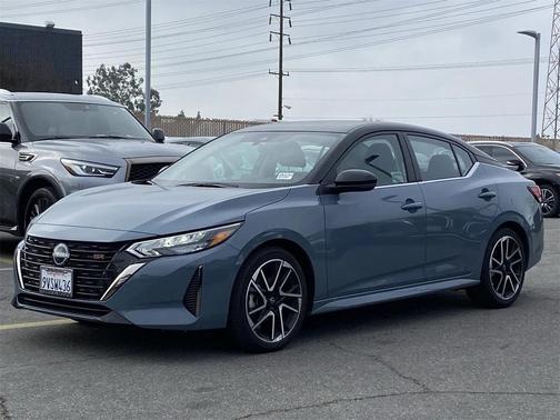 2025 Nissan Sentra SR