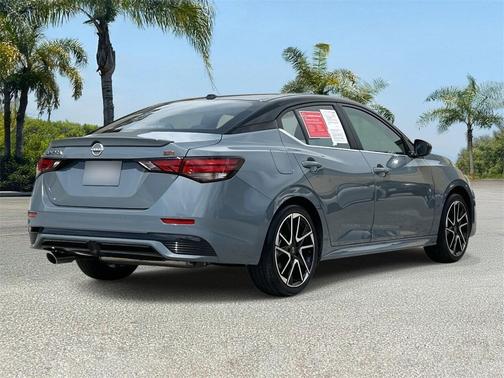 2025 Nissan Sentra SR