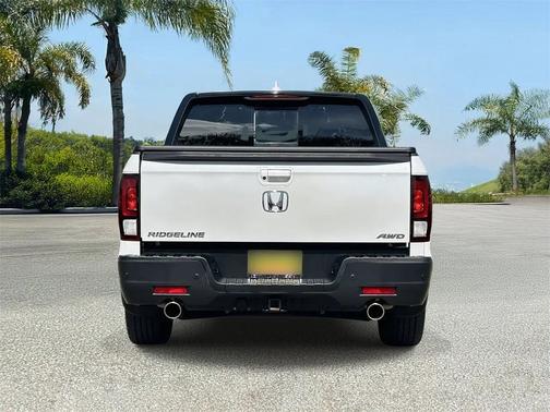 2022 Honda Ridgeline Black