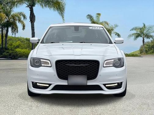 2023 Chrysler 300 Touring
