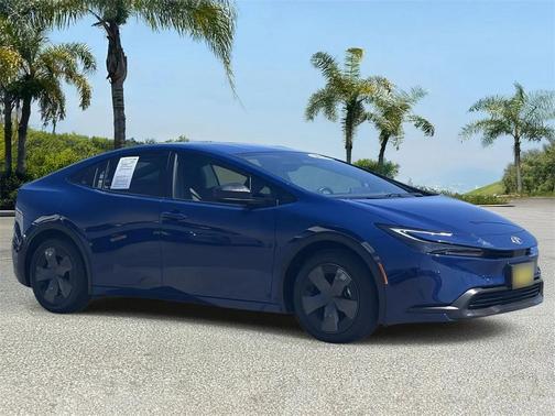 2024 Toyota Prius LE