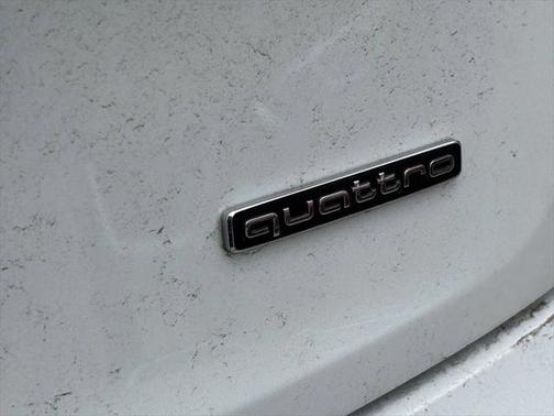 2022 Audi Q5 45 S line Premium