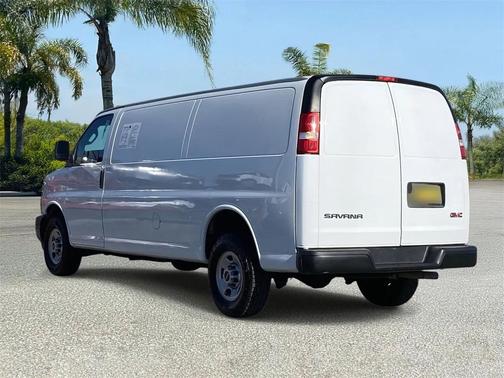 2023 GMC Savana 2500 Work Van
