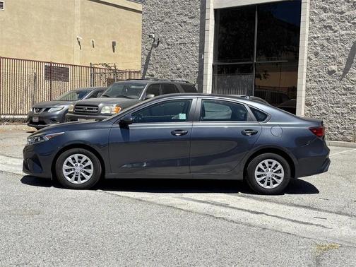 2024 Kia Forte LX