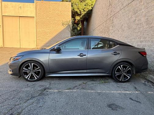 2022 Nissan Sentra SR