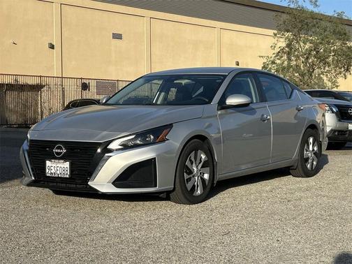 2023 Nissan Altima S FWD