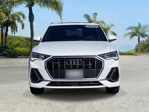 2023 Audi Q3 Premium 45 TFSI S line quattro Tiptronic