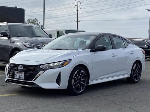 2025 Nissan Sentra SR