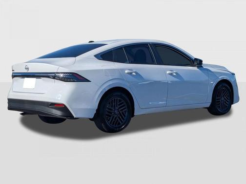 Fresh Powder 2026 Nissan Sentra SV