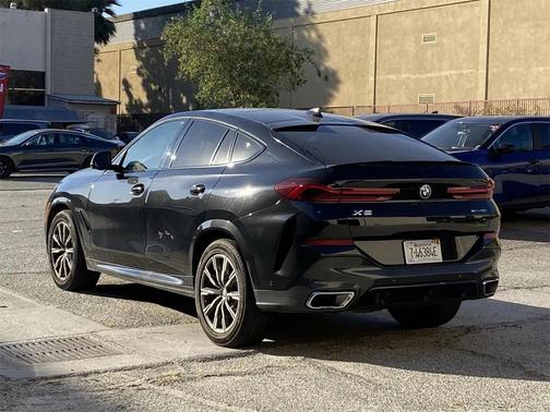 2023 BMW X6 xDrive40i