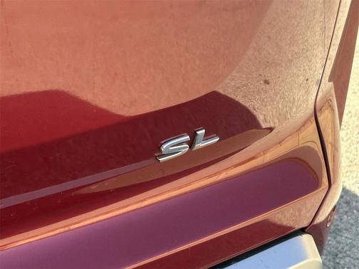 2022 Nissan Pathfinder SL 2WD