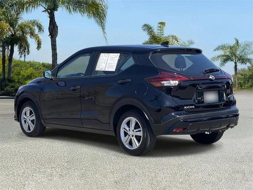 2024 Nissan Kicks S