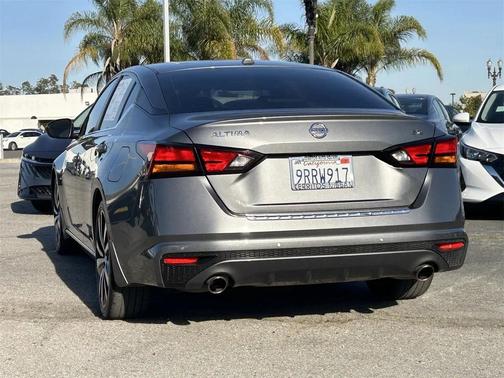 2020 Nissan Altima SR FWD