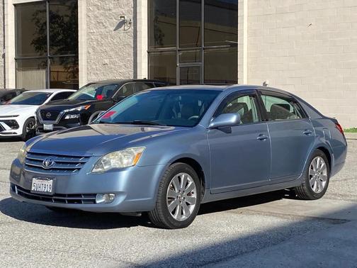 2006 Toyota Avalon XLS
