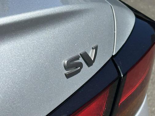 Brilliant Silver 2024 Nissan Altima 2.5 SV
