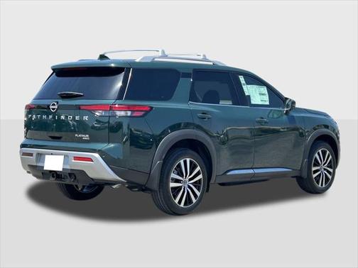 2025 Nissan Pathfinder Platinum 4WD