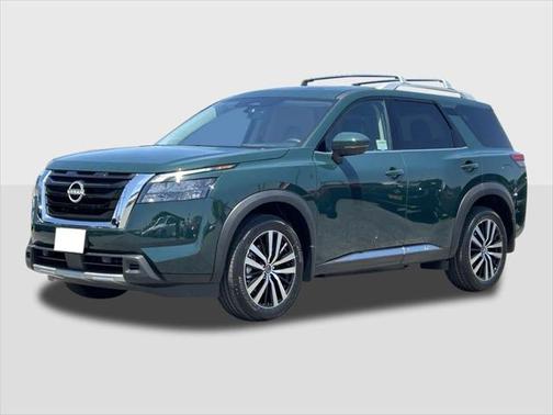 2025 Nissan Pathfinder Platinum 4WD