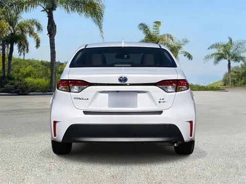 2025 Toyota Corolla Hybrid LE