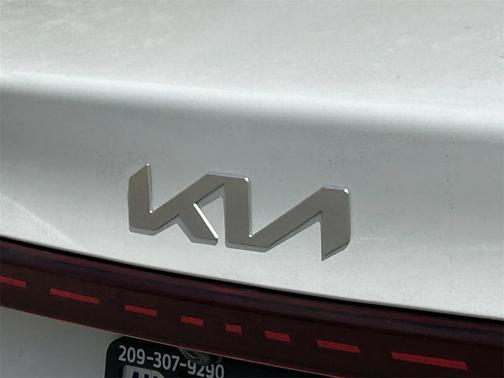 2024 Kia Forte LX