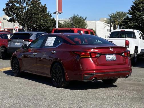 2025 Nissan Altima 2.5 SV