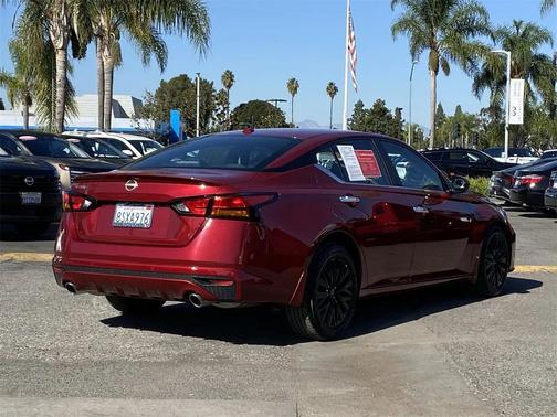 2025 Nissan Altima 2.5 SV