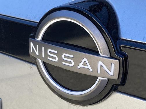 2024 Nissan Pathfinder S FWD