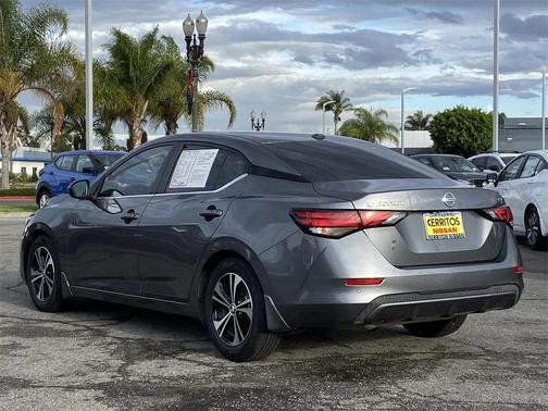 2022 Nissan Sentra SV