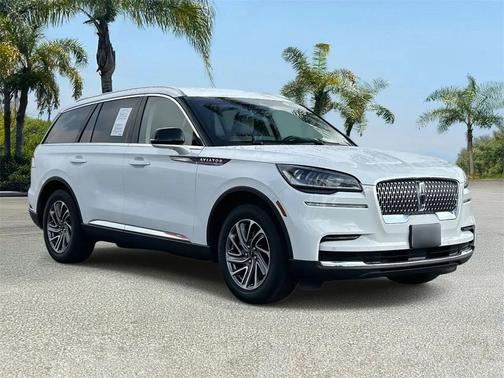 2023 Lincoln Aviator Standard