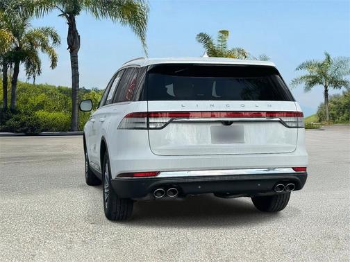 2023 Lincoln Aviator Standard