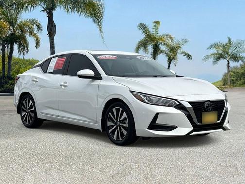 Aspen White Tricoat 2023 Nissan Sentra SV