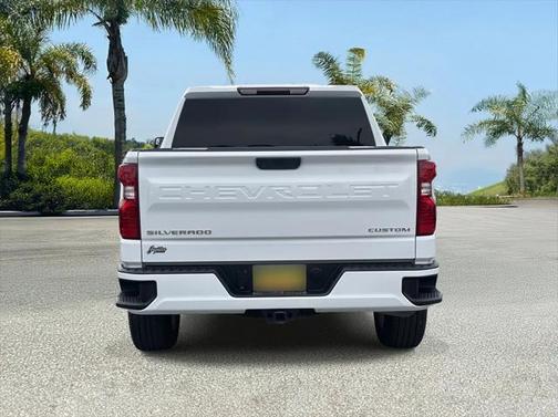 2023 Chevrolet Silverado 1500 Custom
