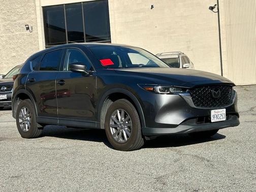 2023 Mazda CX-5 2.5 S Preferred Package