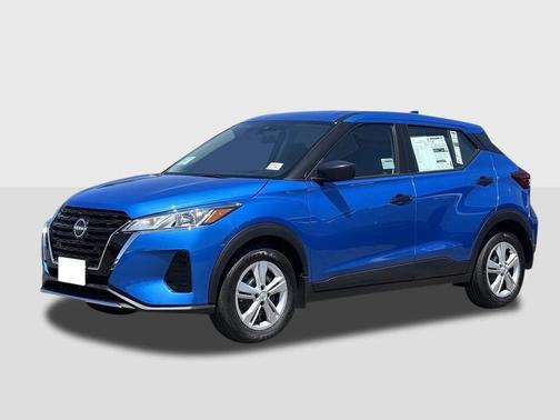 2025 Nissan Kicks S