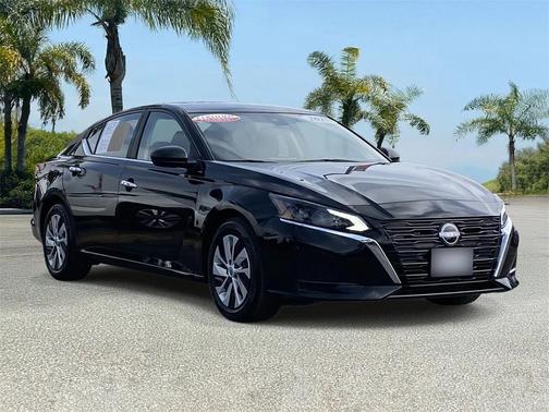 2025 Nissan Altima S FWD
