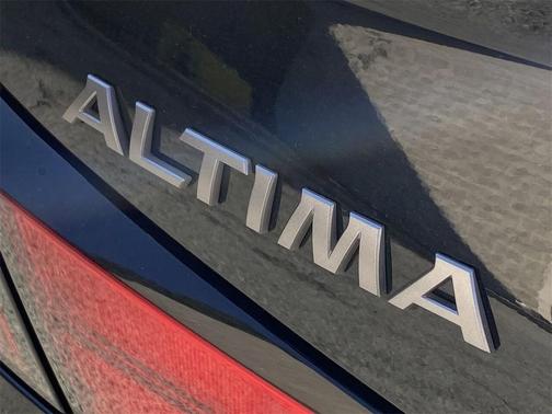2025 Nissan Altima S FWD