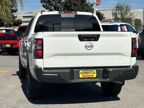 2026 Nissan Frontier S