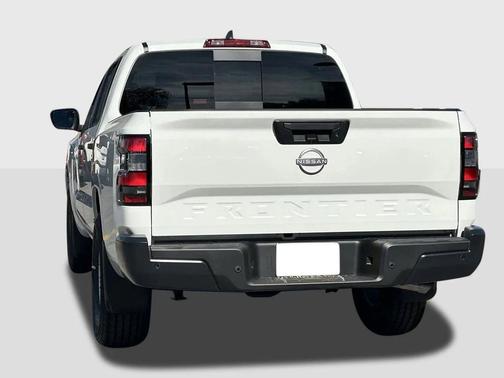 2026 Nissan Frontier S