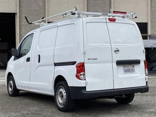 2021 Nissan NV200 S