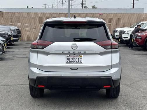 2024 Nissan Rogue S